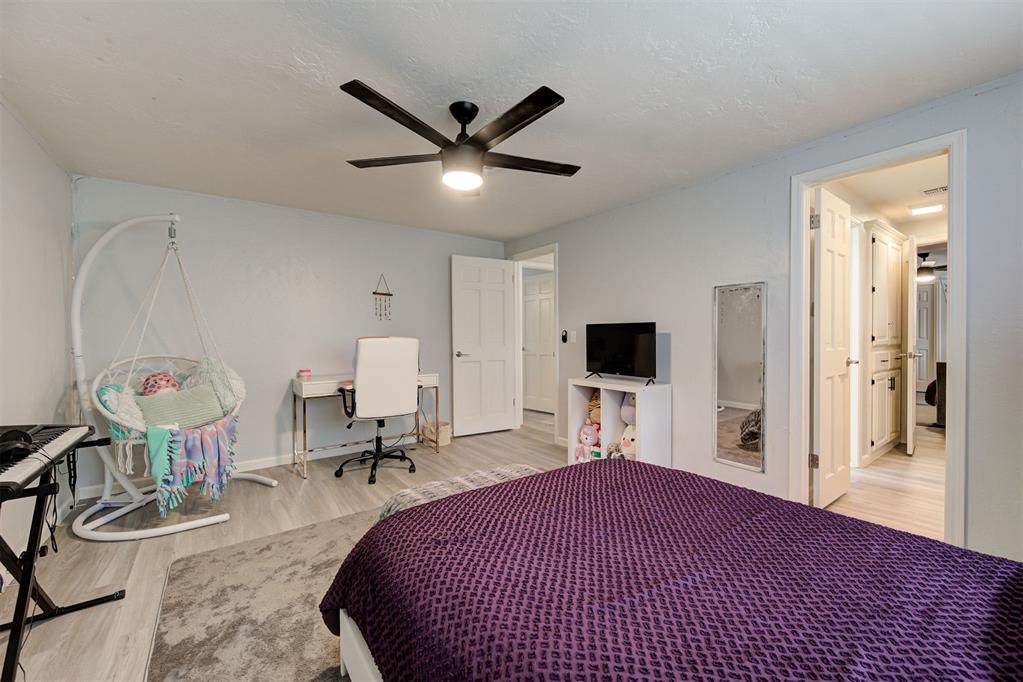 709 Timber Ridge Drive