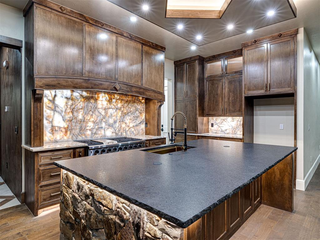 9214 S Cimarron Road