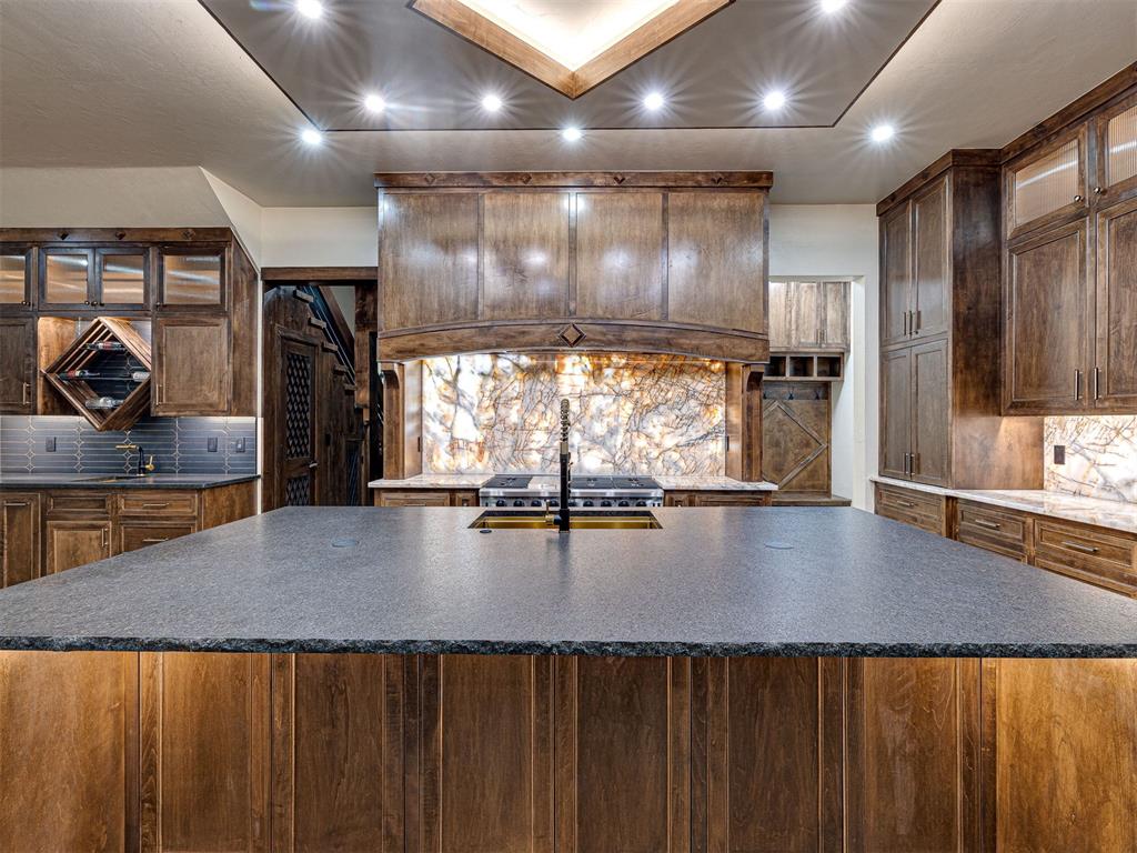 9214 S Cimarron Road