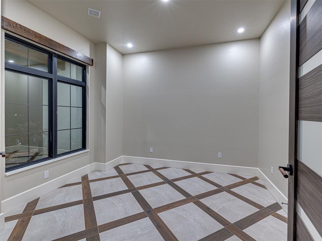 9214 S Cimarron Road