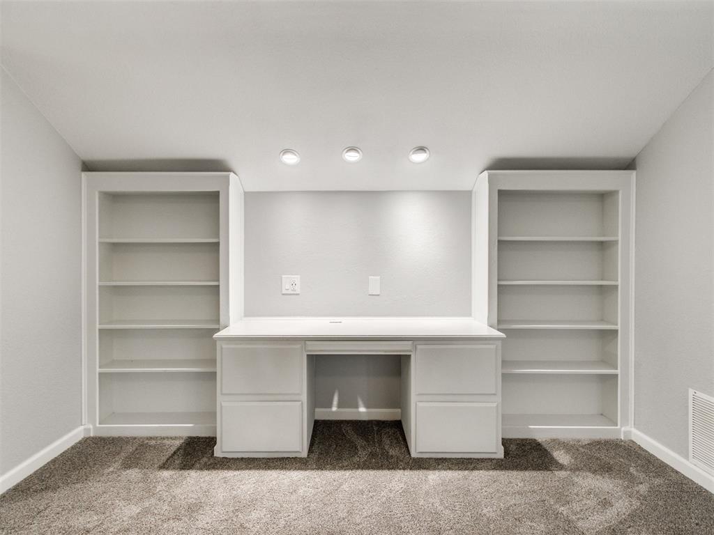 17107 Sunny Hollow Road