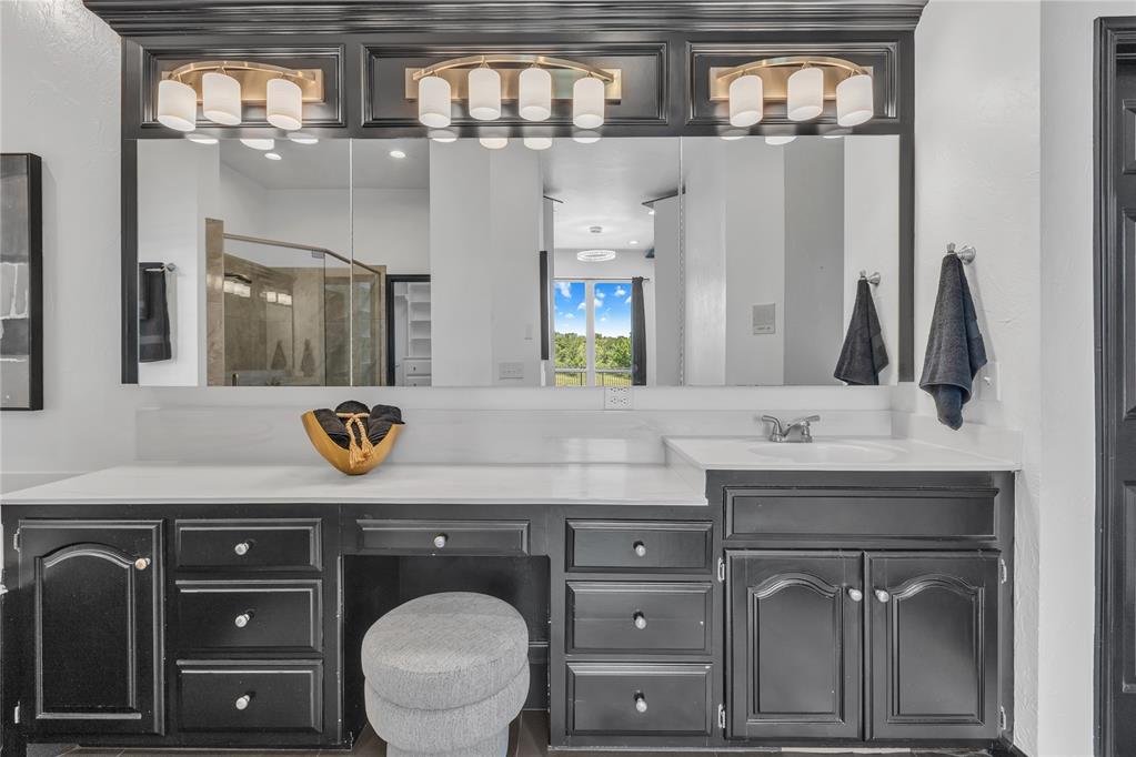 3100 Freeman Manor Drive