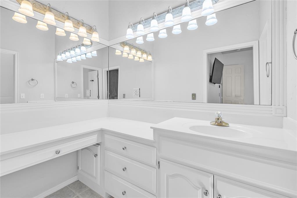 3100 Freeman Manor Drive