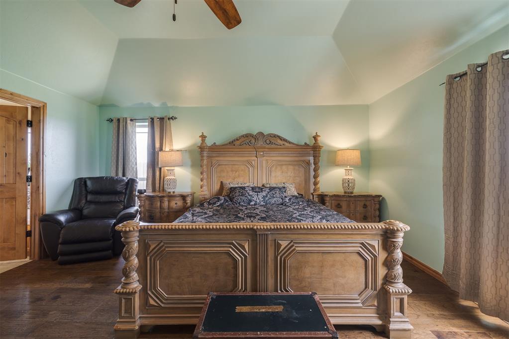 10608 Oaksplinter Lane