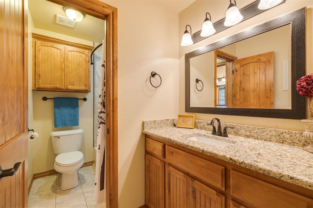 10608 Oaksplinter Lane