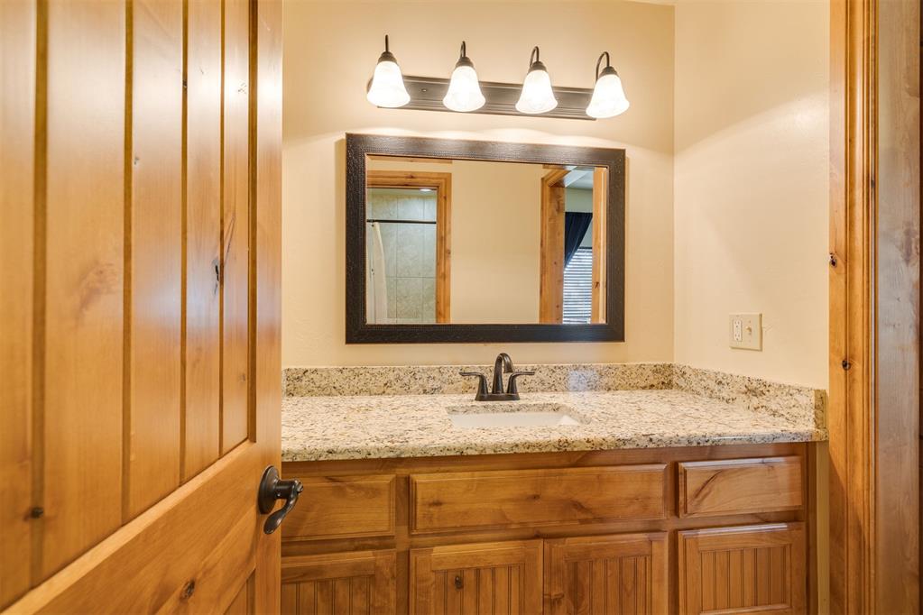 10608 Oaksplinter Lane