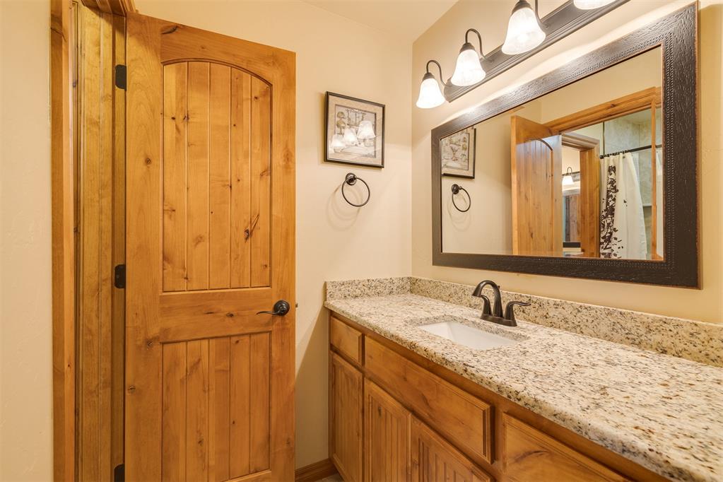 10608 Oaksplinter Lane