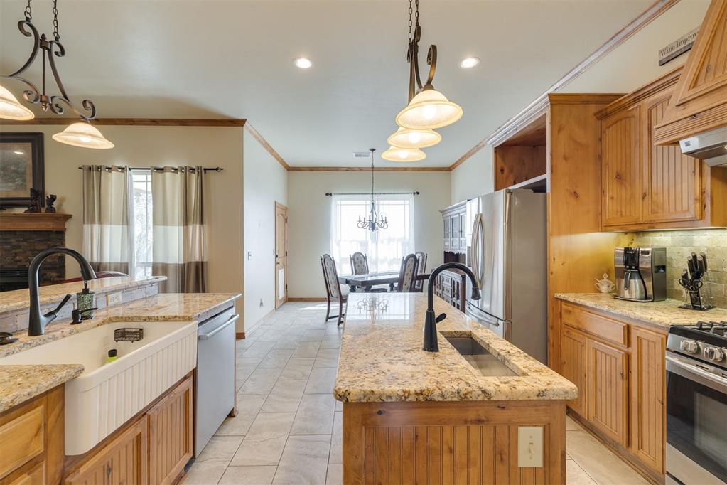 10608 Oaksplinter Lane