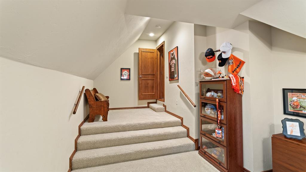 3708 Hunters Creek Road