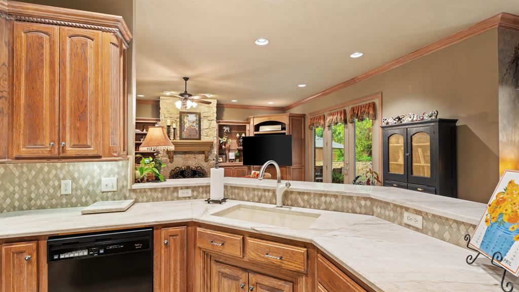 3708 Hunters Creek Road