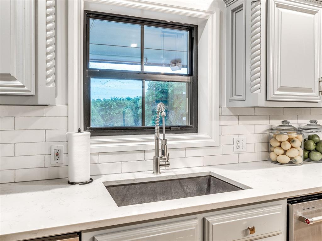 13500 Three Oaks Drive