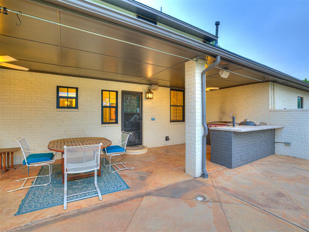 13500 Three Oaks Drive