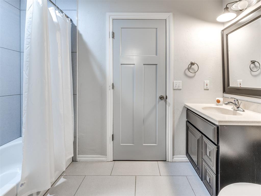 13500 Three Oaks Drive