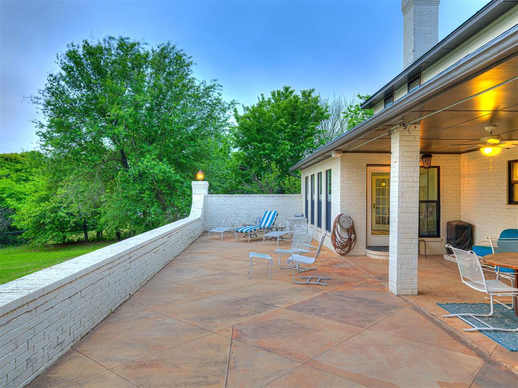 13500 Three Oaks Drive