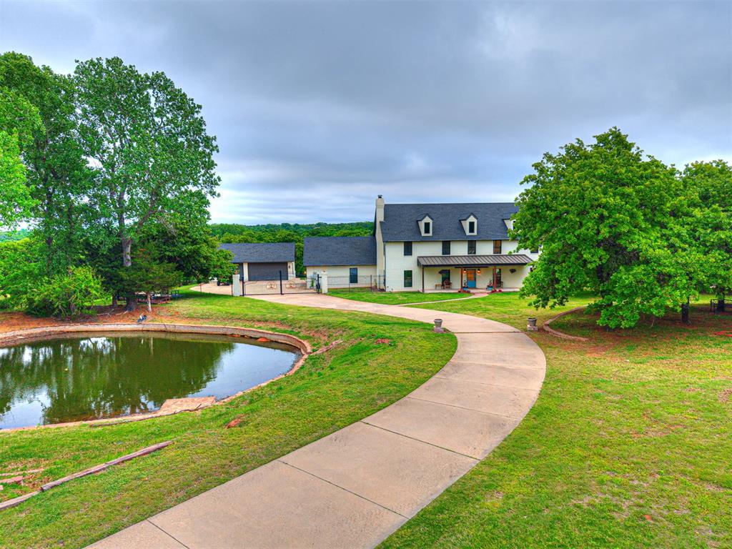 13500 Three Oaks Drive