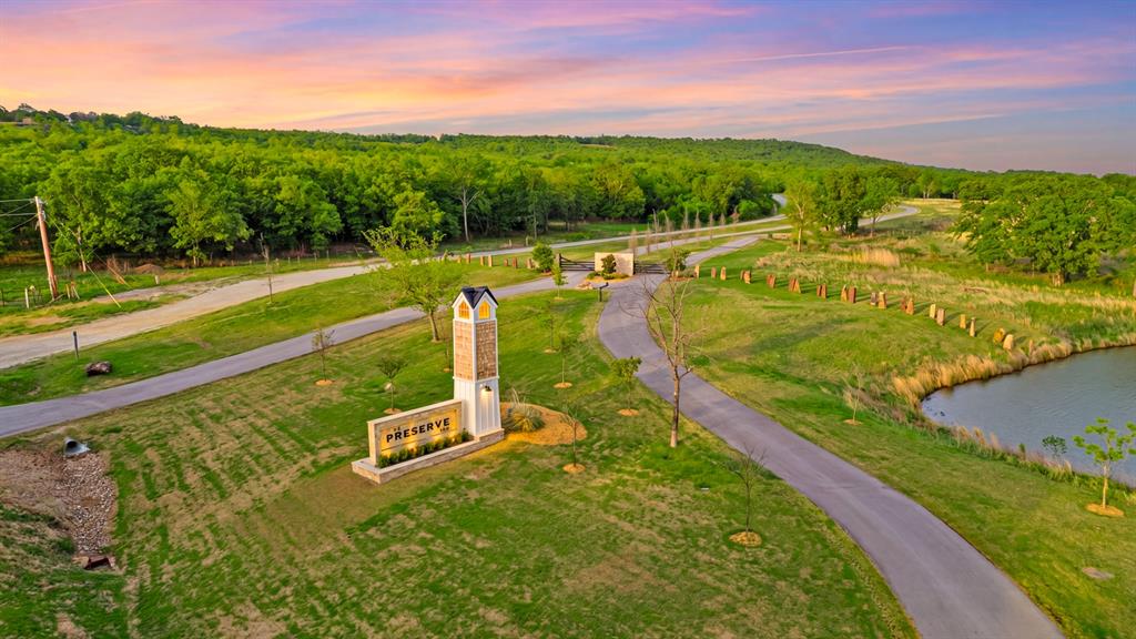 754 Pebble Ridge Arcade