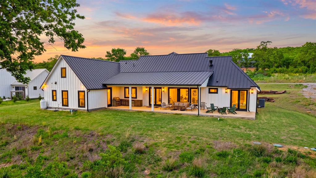 754 Pebble Ridge Arcade