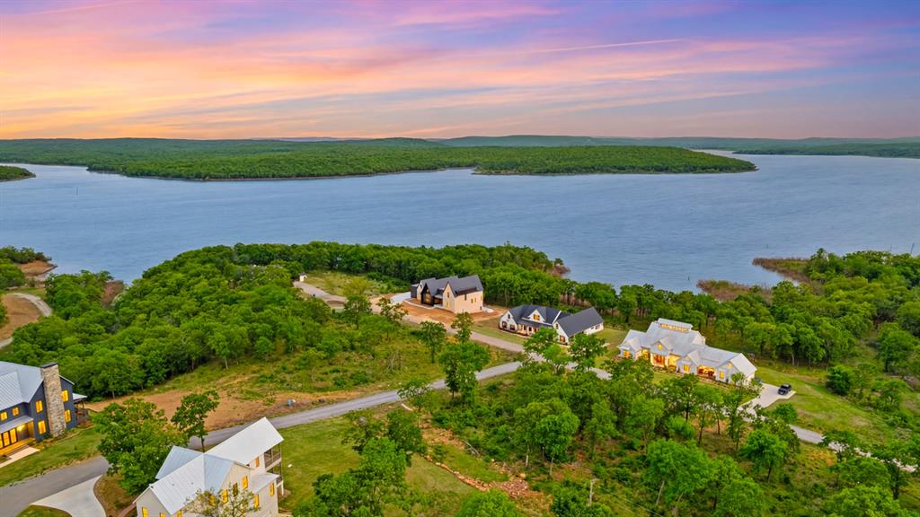 754 Pebble Ridge Arcade