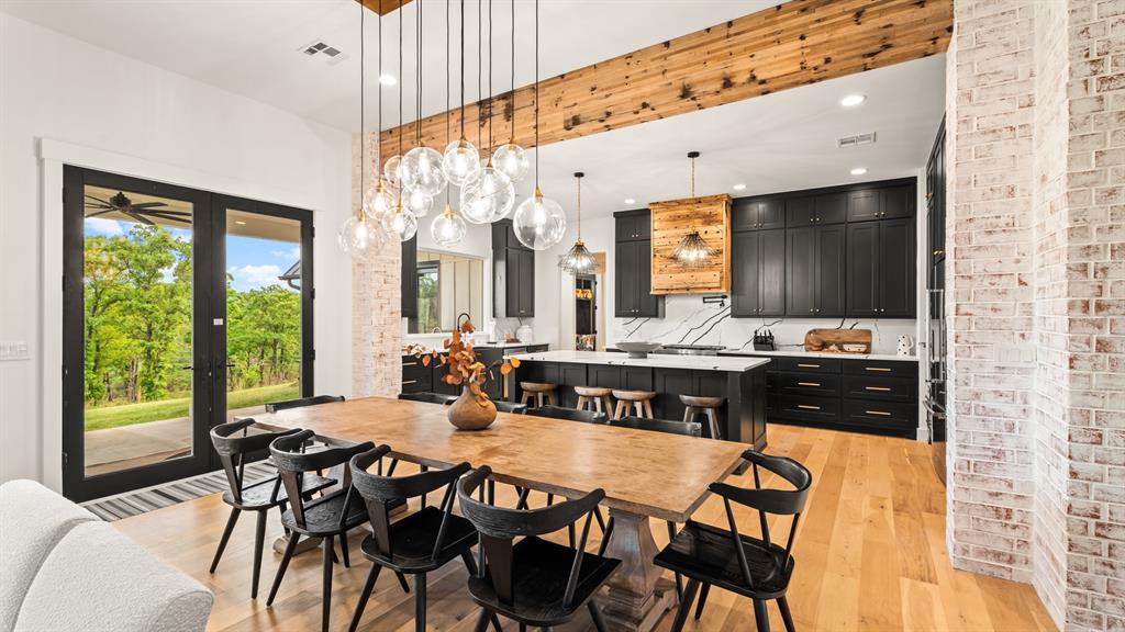 754 Pebble Ridge Arcade