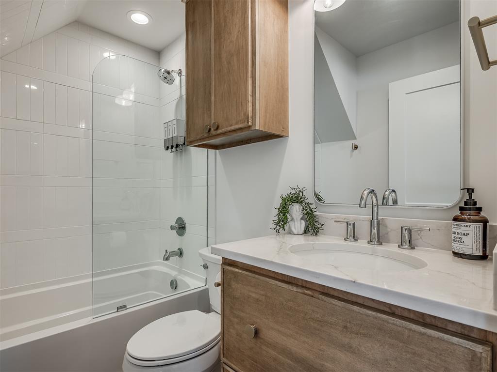 51 Lower Greenway Unit: A
