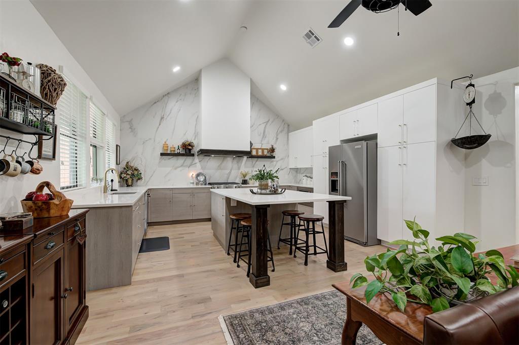 1504 NW 16th Street