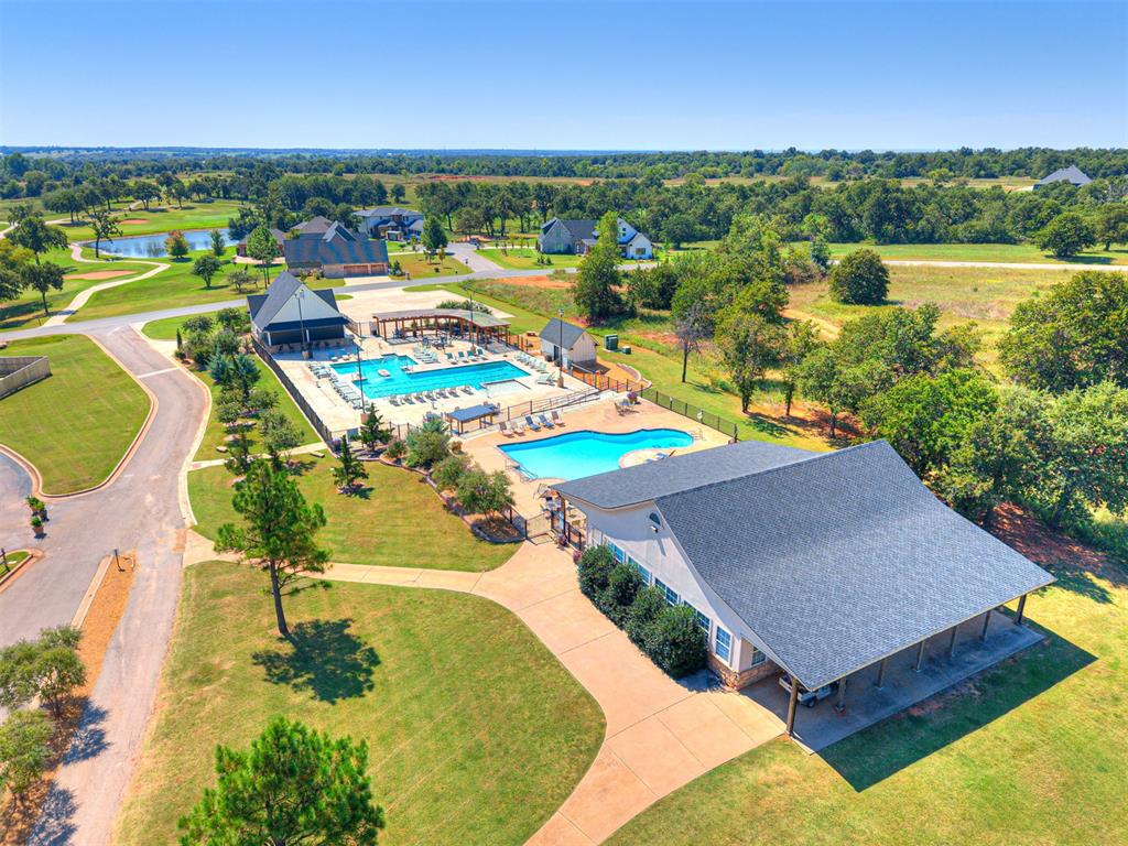 2297 Summit Circle