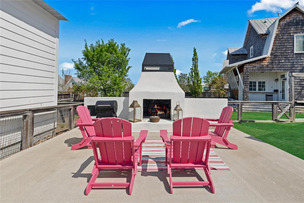 32 Firefly Lane