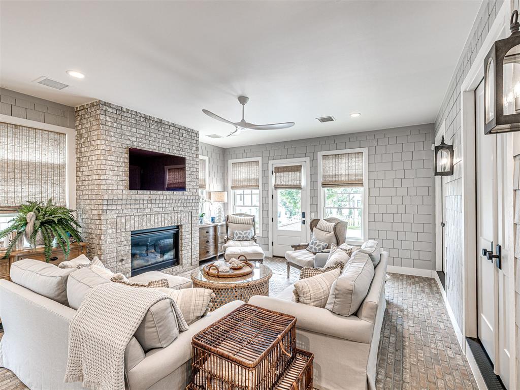 104 Ridgeline Road
