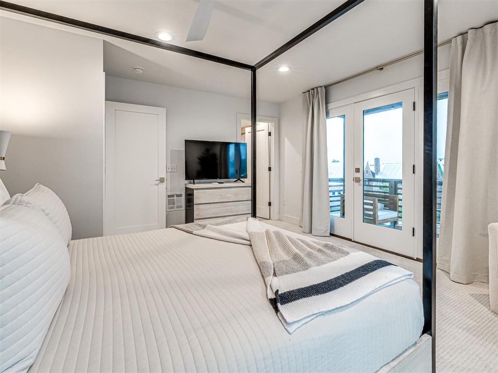 67 Lower Greenway Unit: A