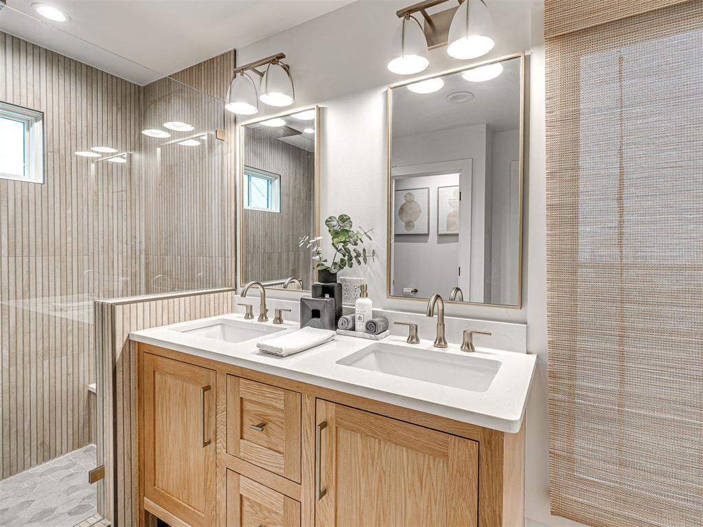 67 Lower Greenway Unit: A