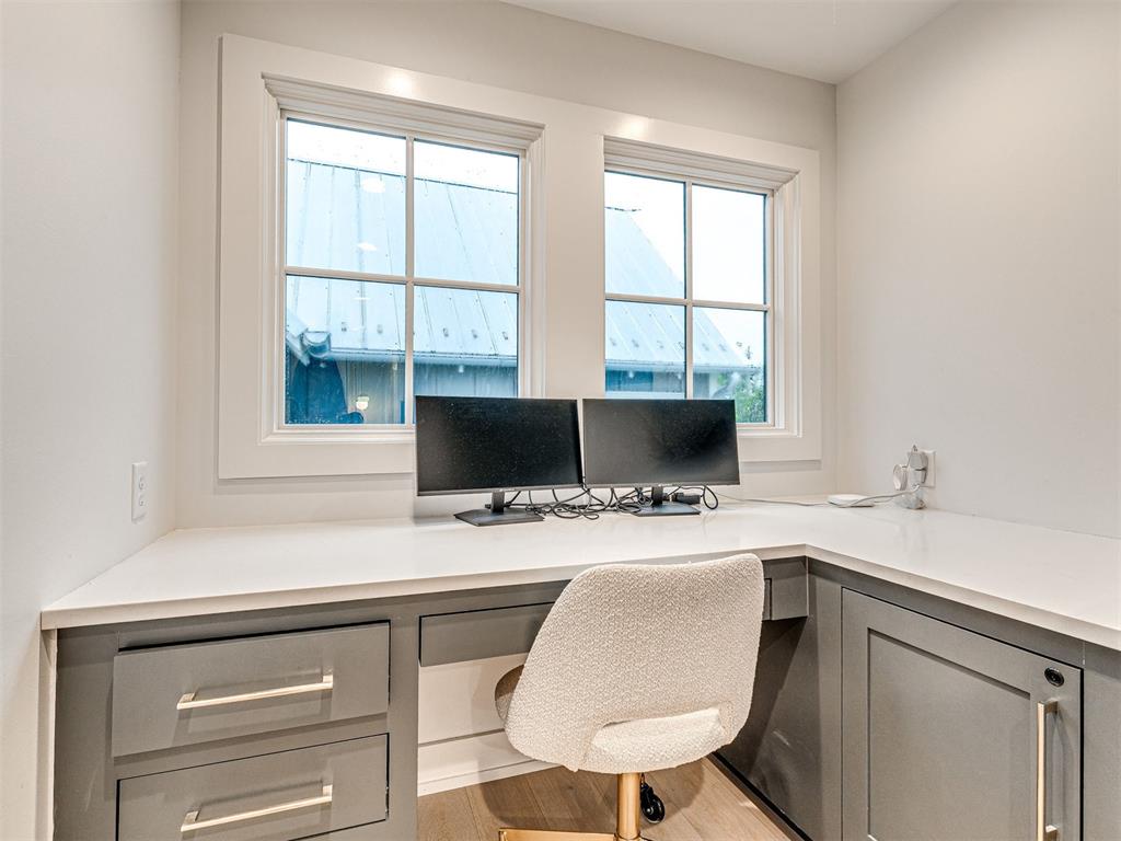 67 Lower Greenway Unit: A