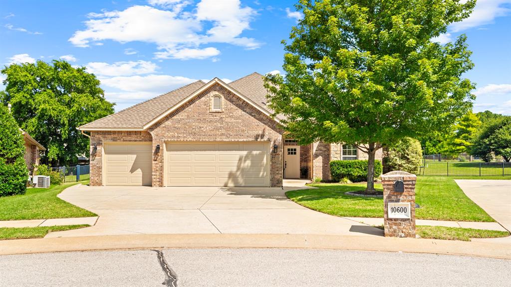 10600 Pinewood Forest Circle