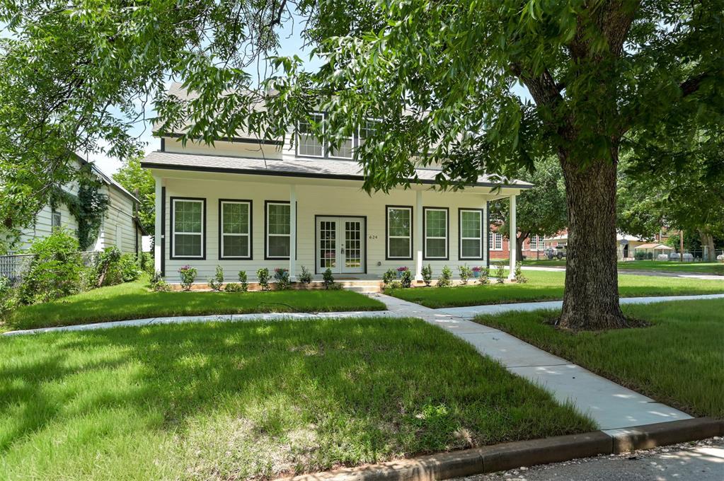 624 E Harrison Avenue