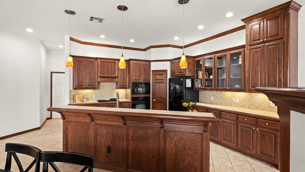 10500 Shady Glade Lane