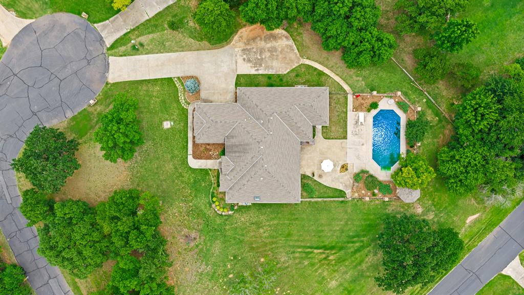10500 Shady Glade Lane