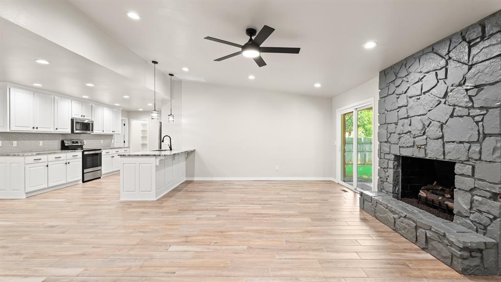 2212 Dover Drive