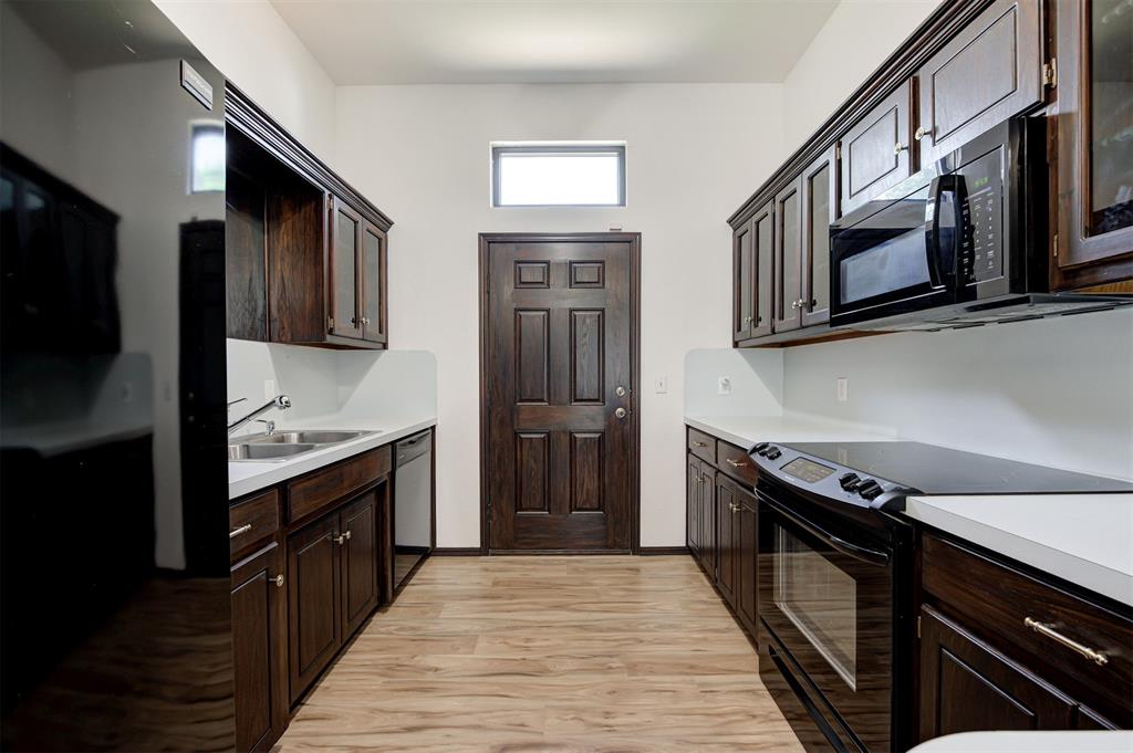 10604 Willow Ridge Drive