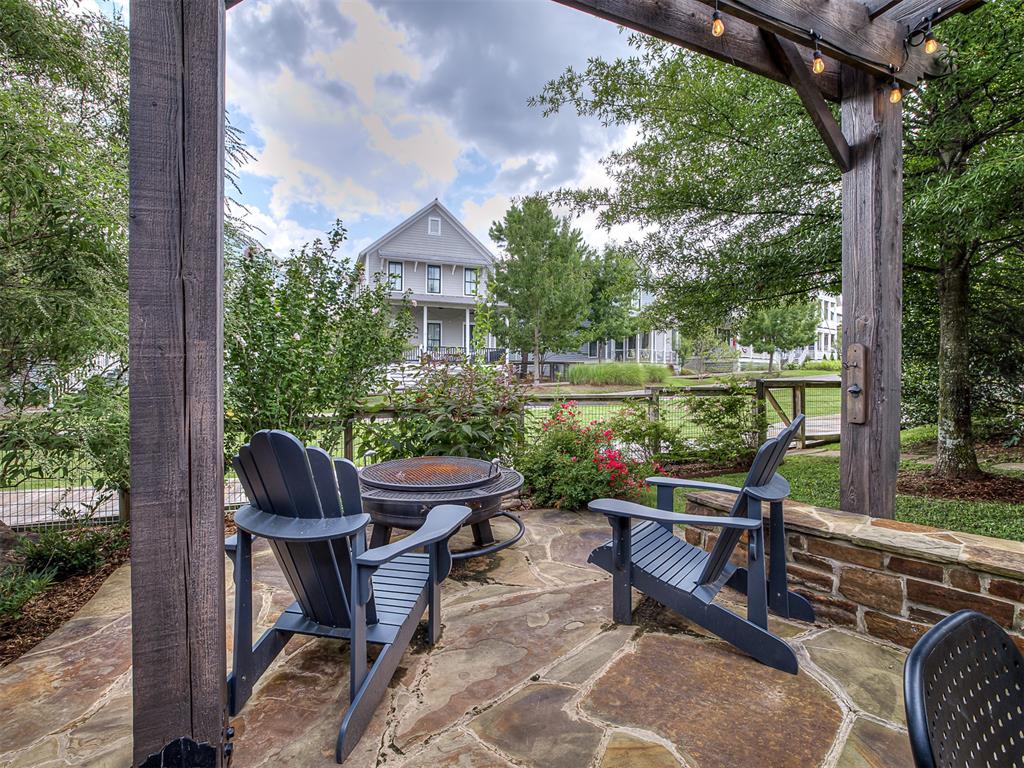 40 Redbud Street