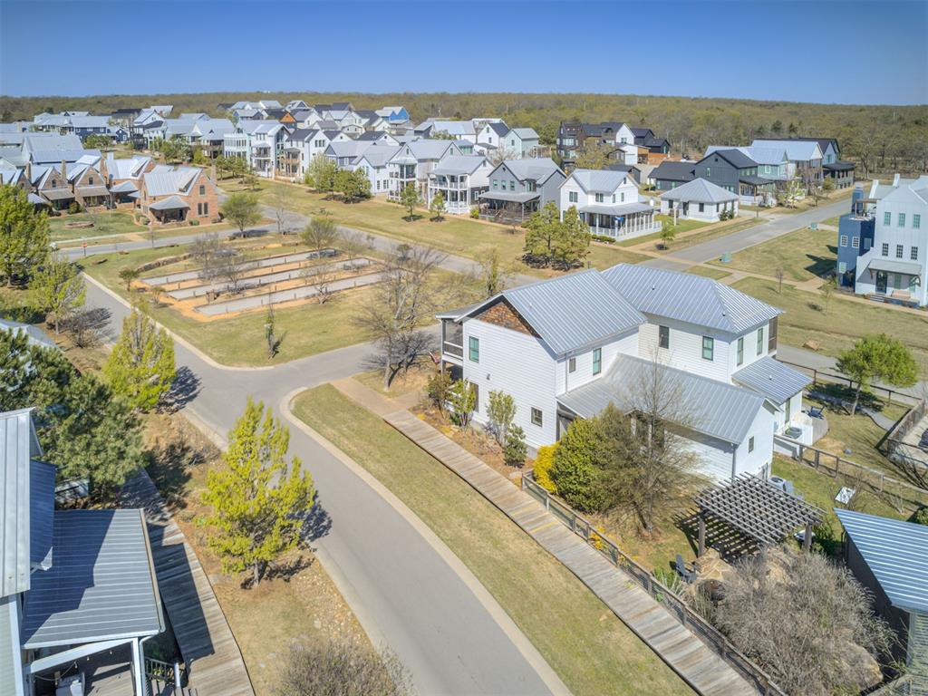 40 Redbud Street