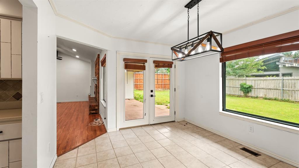 313 E Platt Drive