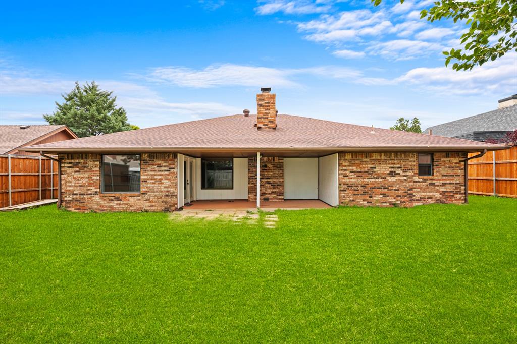 313 E Platt Drive