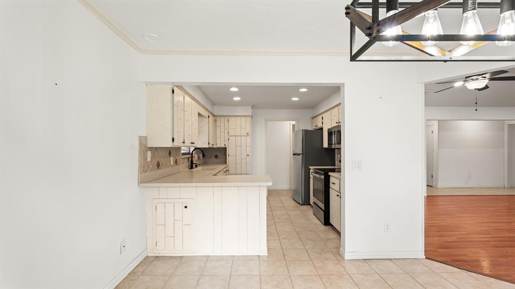 313 E Platt Drive
