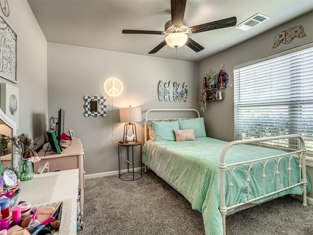 7924 Sweetgum Street
