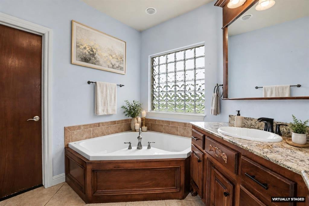 15215 Coral Creek Lane