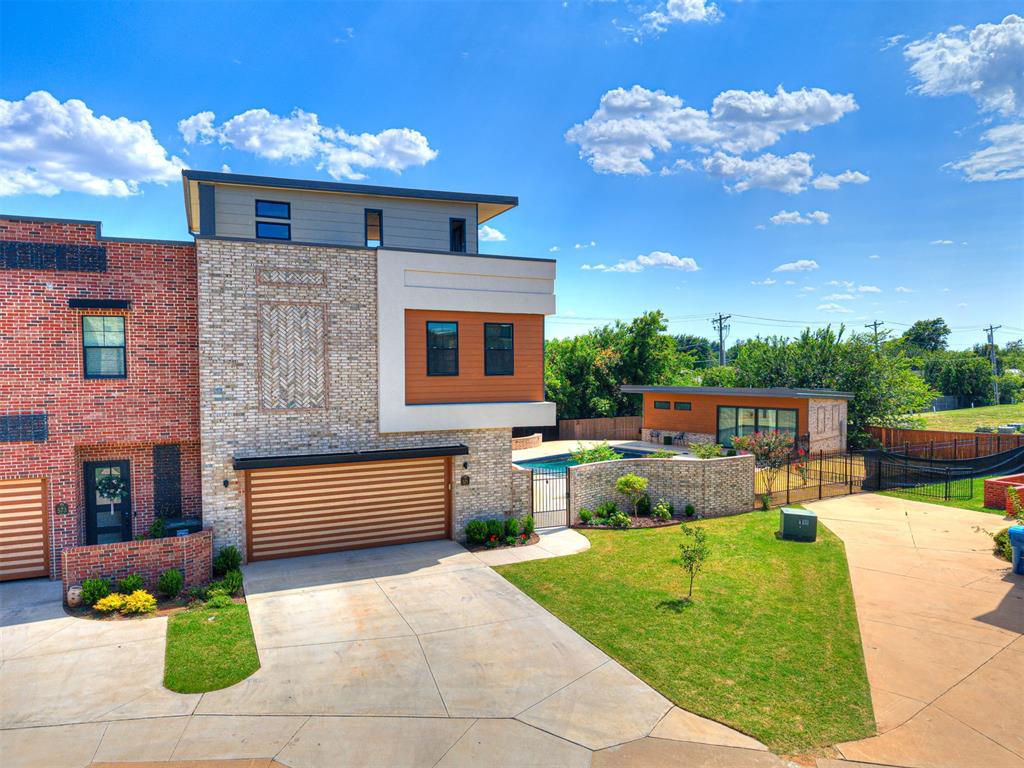 571 S Fretz Avenue