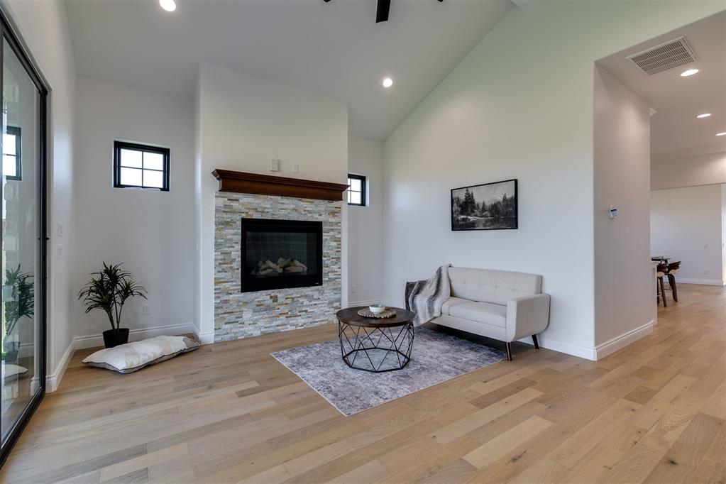 19325 S Country Drive