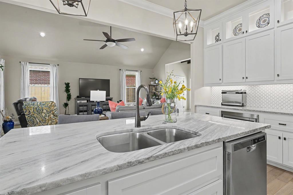 8421 NW 134th Street