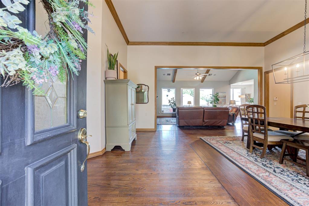 2301 Saint Annes Drive