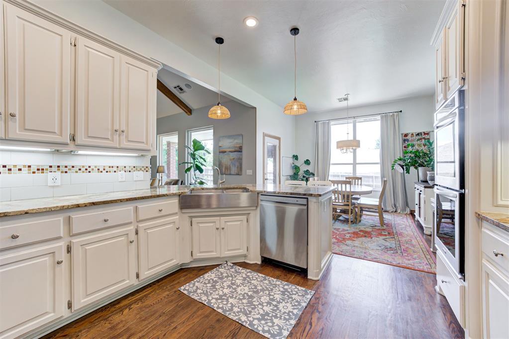2301 Saint Annes Drive