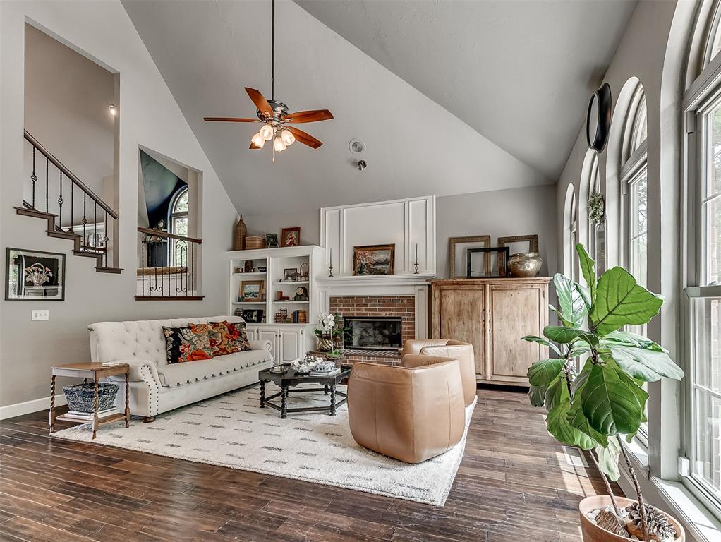 10049 Hidden Hollow Lane
